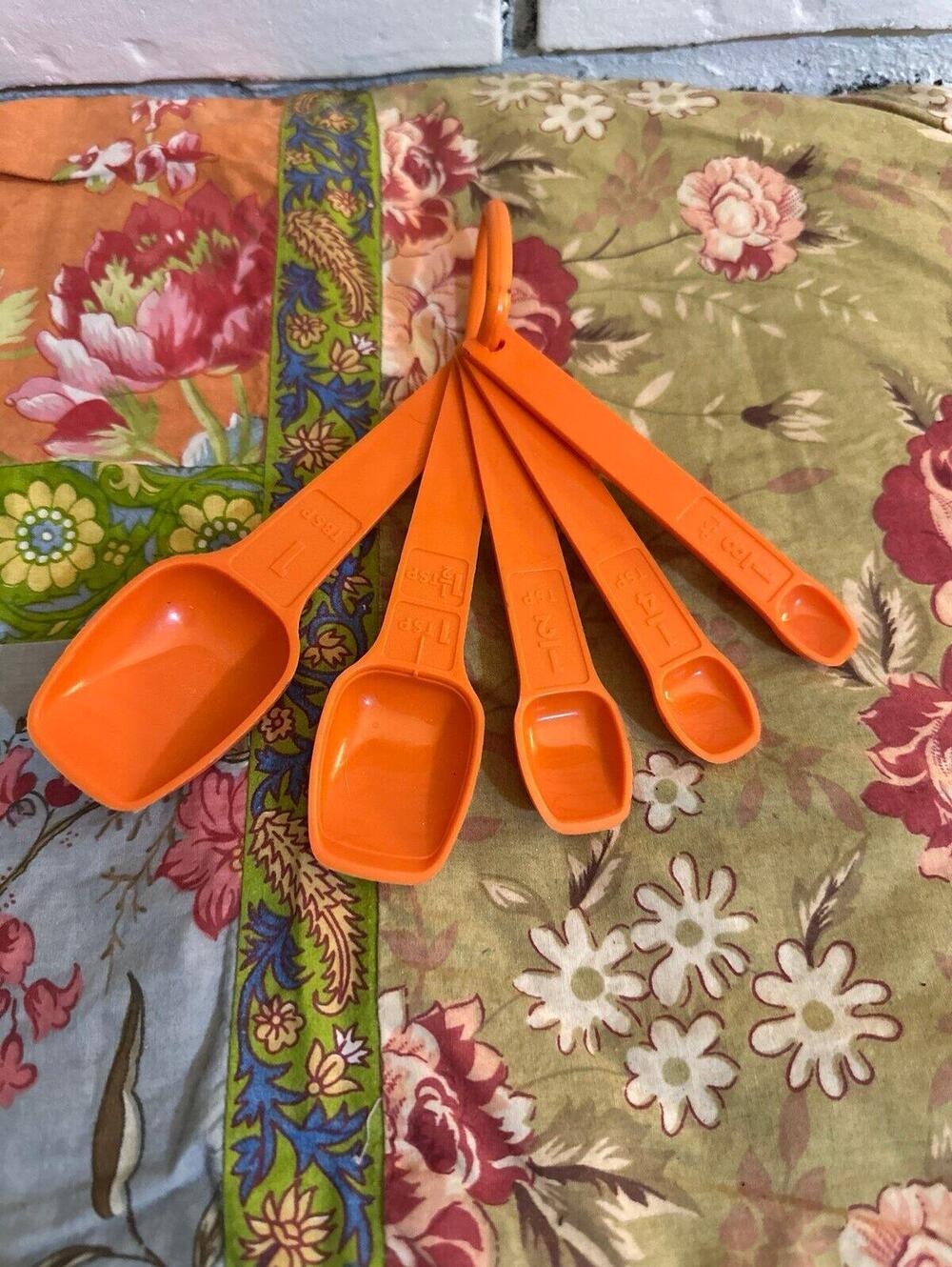 Tupperware vintage bright orange five measuring spoons